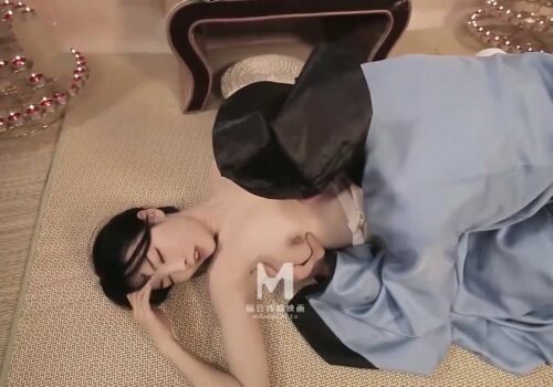 Poster of Anh tiều phu số hưởng cô em xinh đẹp ở núi Nga My