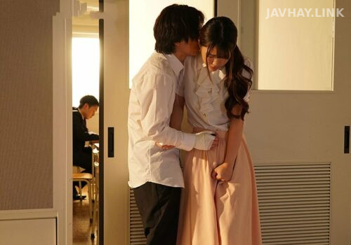 Poster of Cô giáo trẻ ngoại tình cùng cậu học trò khoai to vì thèm khát tình dục